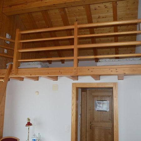 Hotel Grimsel Obergesteln Rom bilde