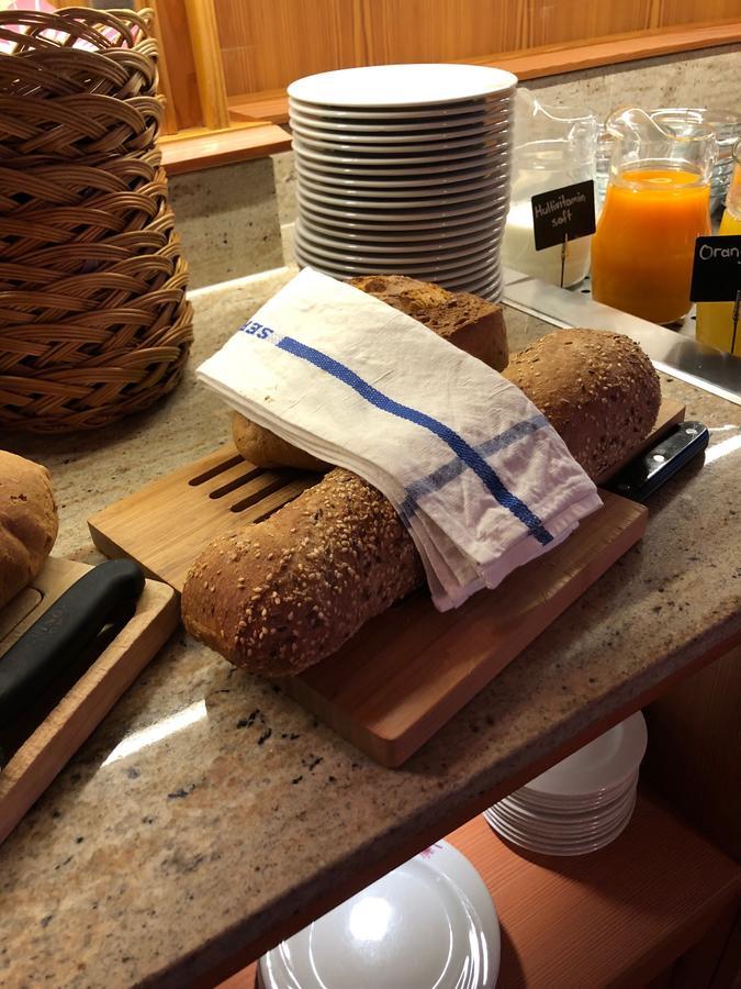 Hotel Grimsel Obergesteln Eksteriør bilde